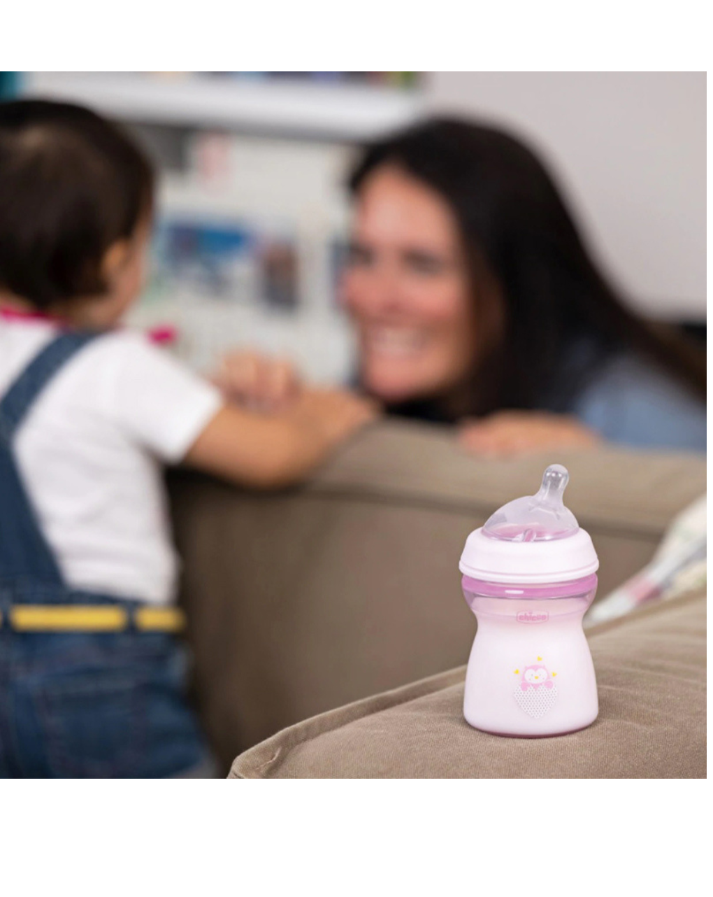 Chicco πλαστικό μπιμπερό natural feeling 250ml με θήλη σιλικόνης μέτριας ροής 2m+ ροζ a60-80825-11 - Chicco