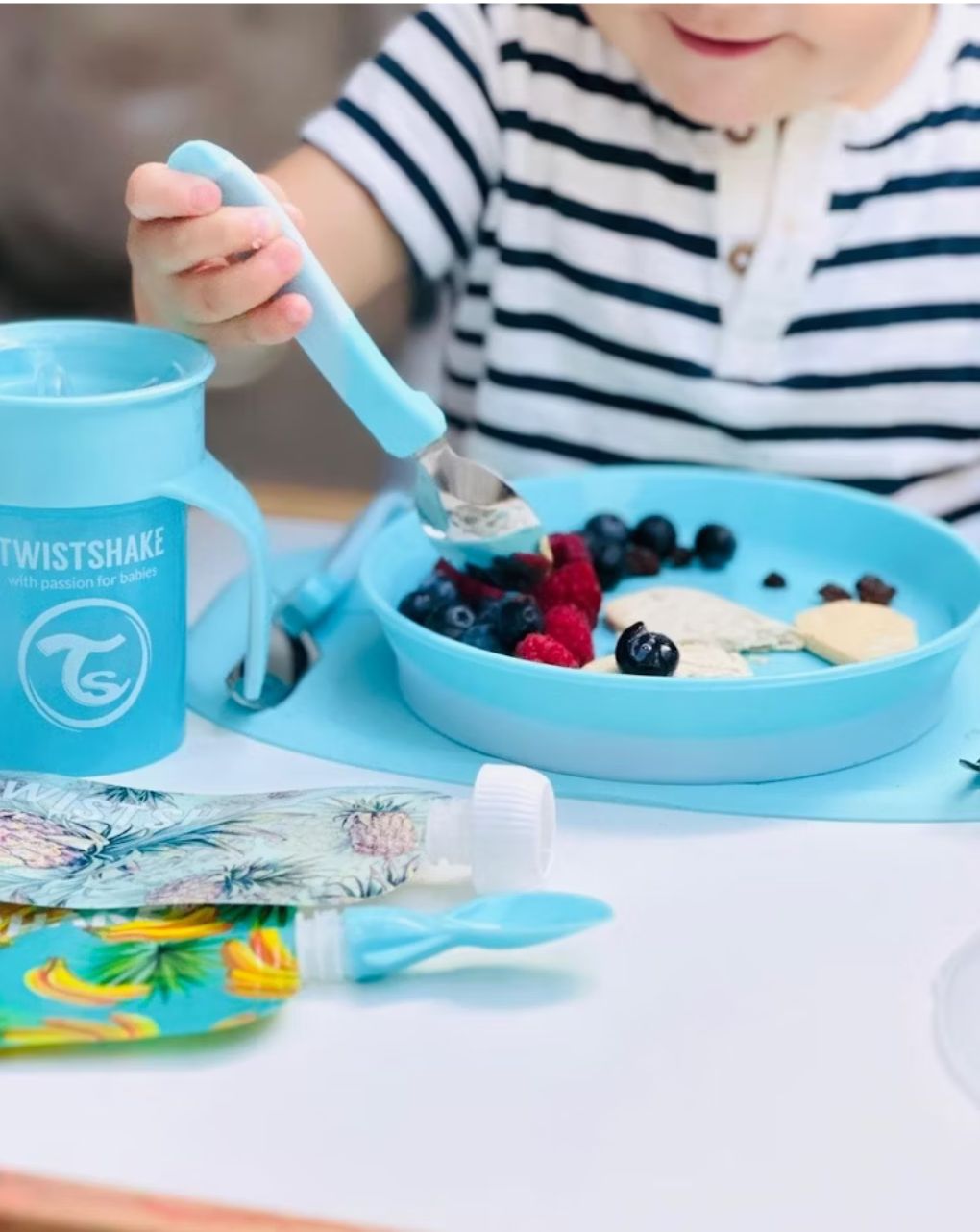 Twistshake ανοξείδωτο σετ κουτάλι, μαχαίρι, πιρούνι 12m+ pastel blue 32-08-78210 - Twistshake