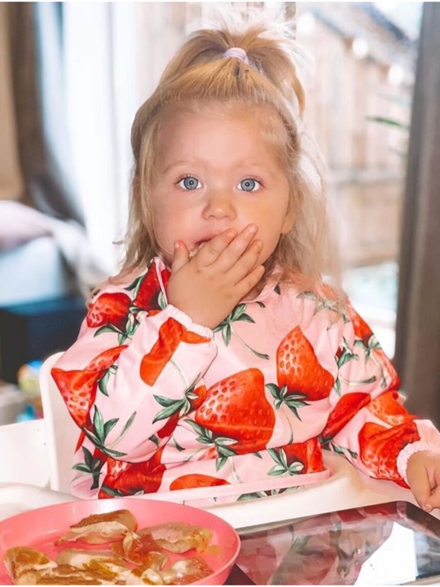 Twistshake μακρυμάνικη σαλιάρα strawberry 32-08-78510 - Twistshake