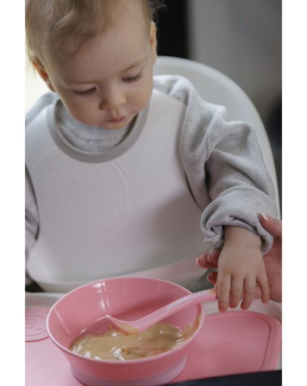 Twistshake σαλιάρα 2τμχ 4m+ pastel grey/white 32-08-78597 - Twistshake