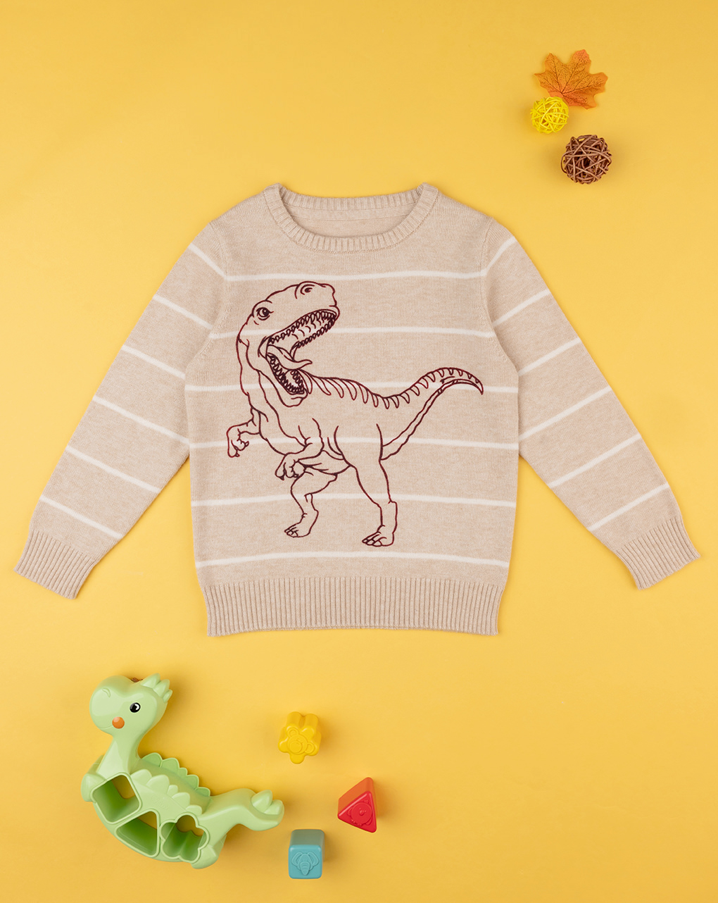 παιδικό πουλόβερ μπεζ ριγέ με δεινόσαυρο για αγόρι