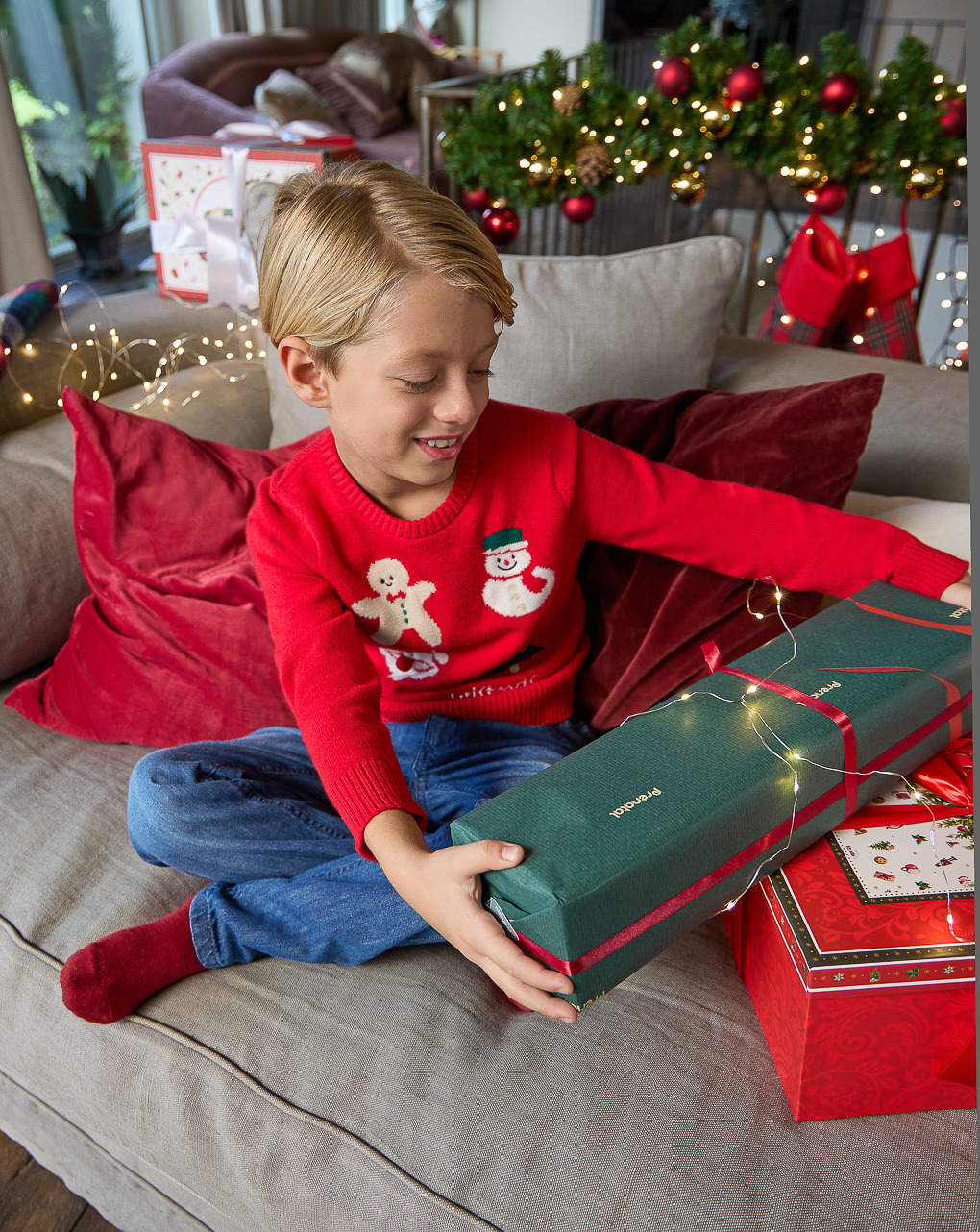 χριστουγεννιάτικο παιδικό πουλόβερ κόκκινο happy christmas για αγόρι