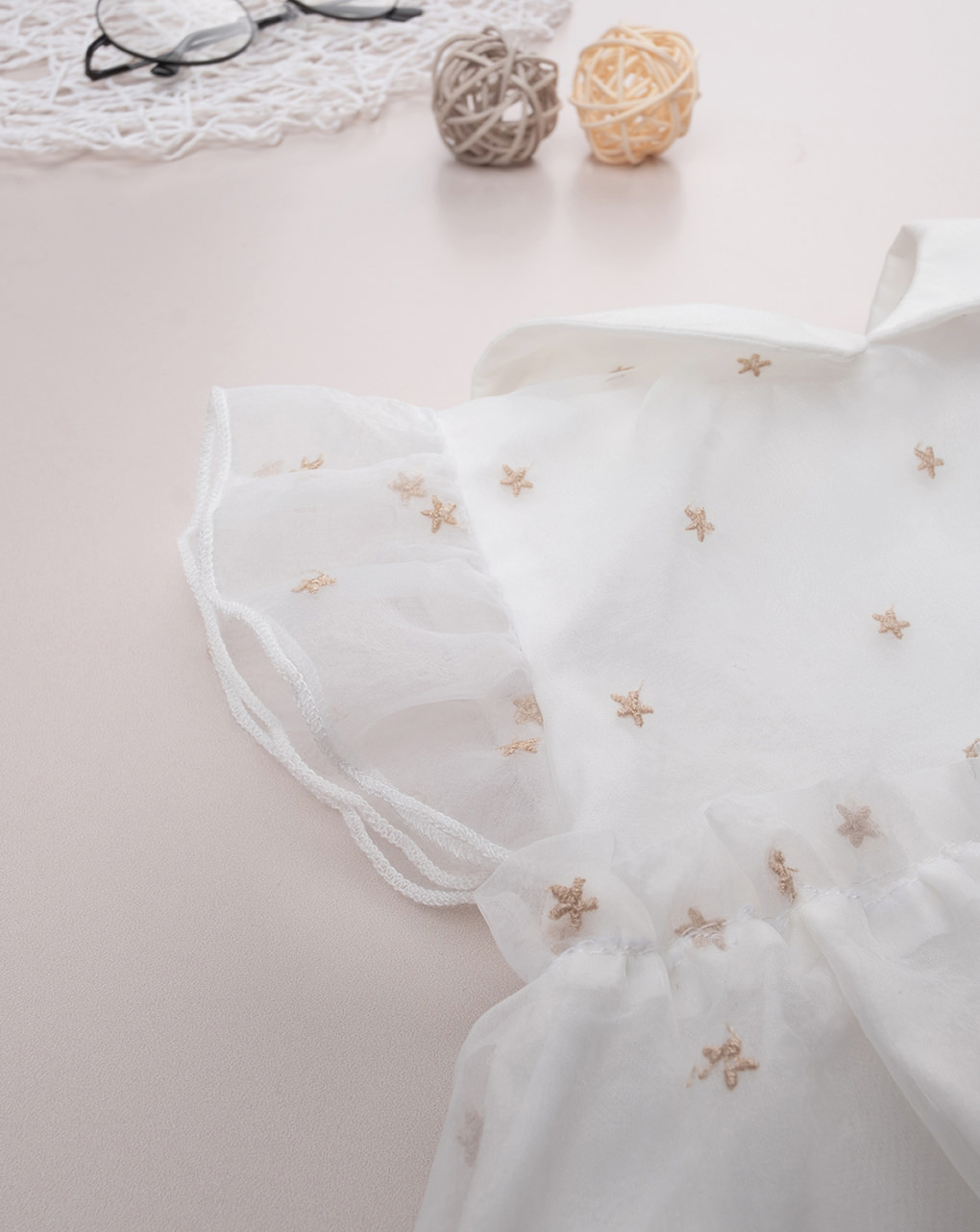 βρεφικό φόρεμα λευκό από οργάντζα με αστεράκια για κορίτσι - Prénatal