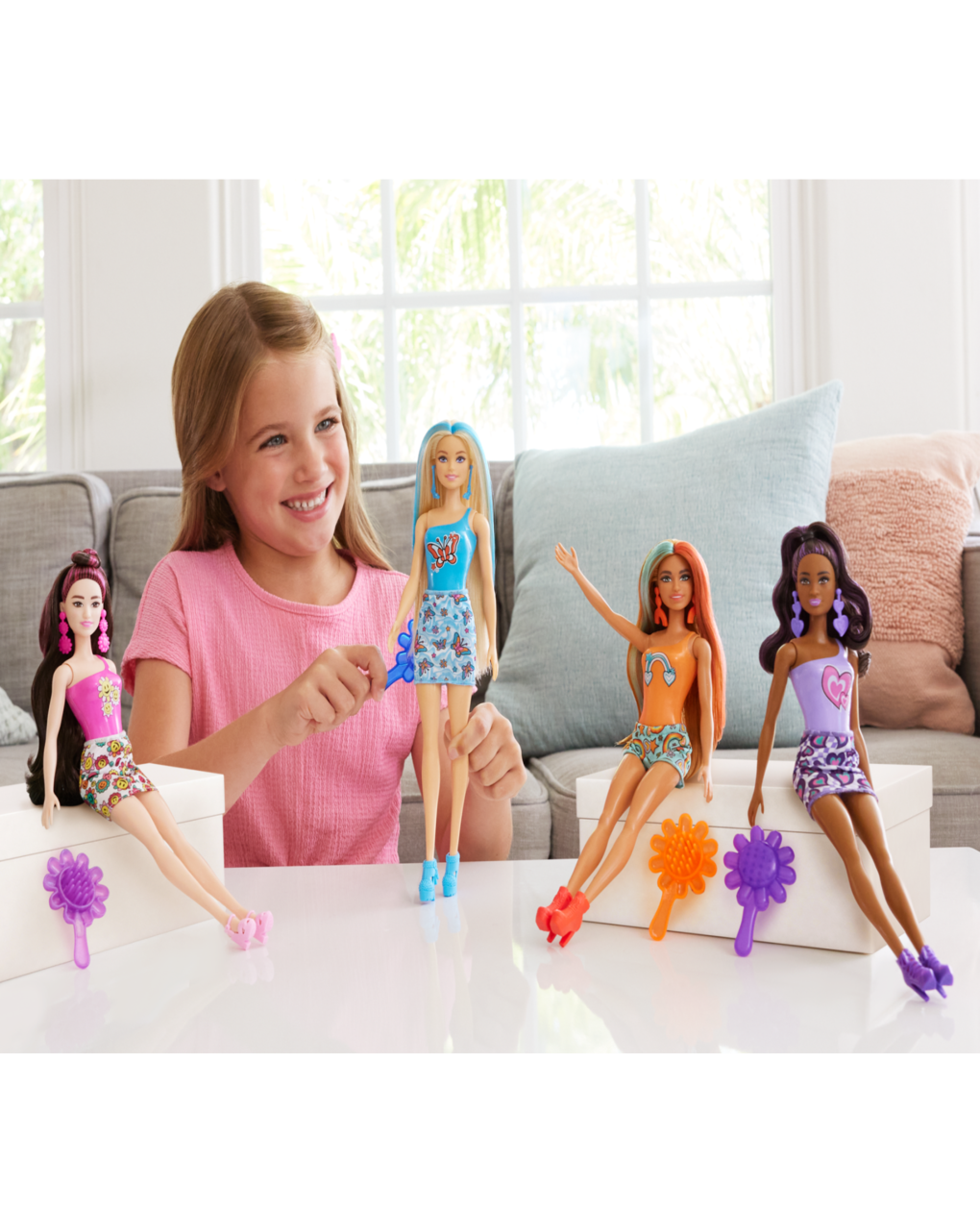 Barbie λαμπάδα color reveal σειρά ουράνιο τόξο κούκλα και αξεσουάρ με 6 εκπλήξεις hrk06 - BARBIE