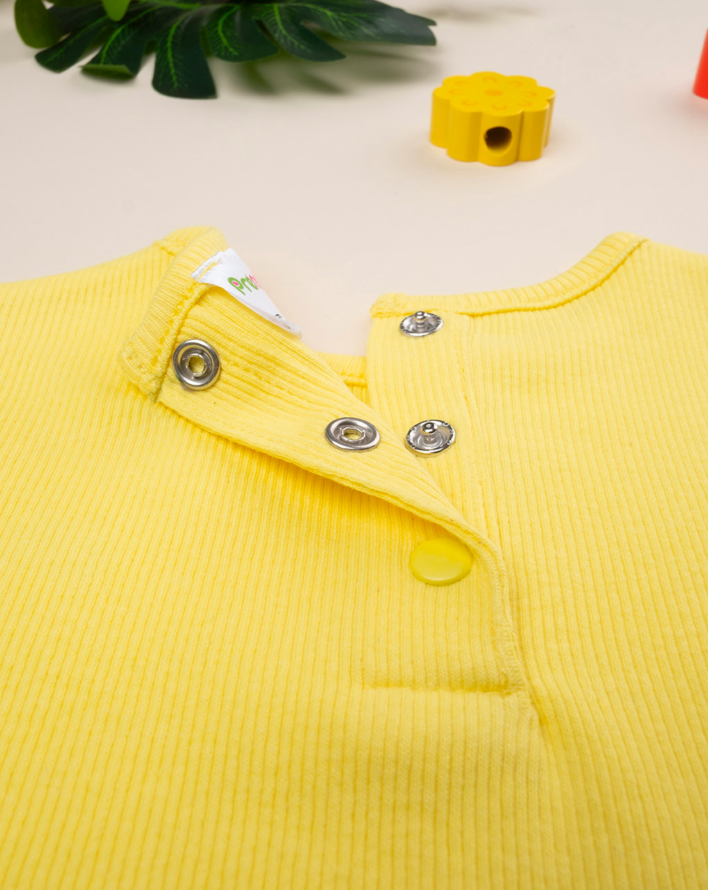 βρεφικό t-shirt ριμπ κίτρινο "άπειρο" για κορίτσι - Prénatal