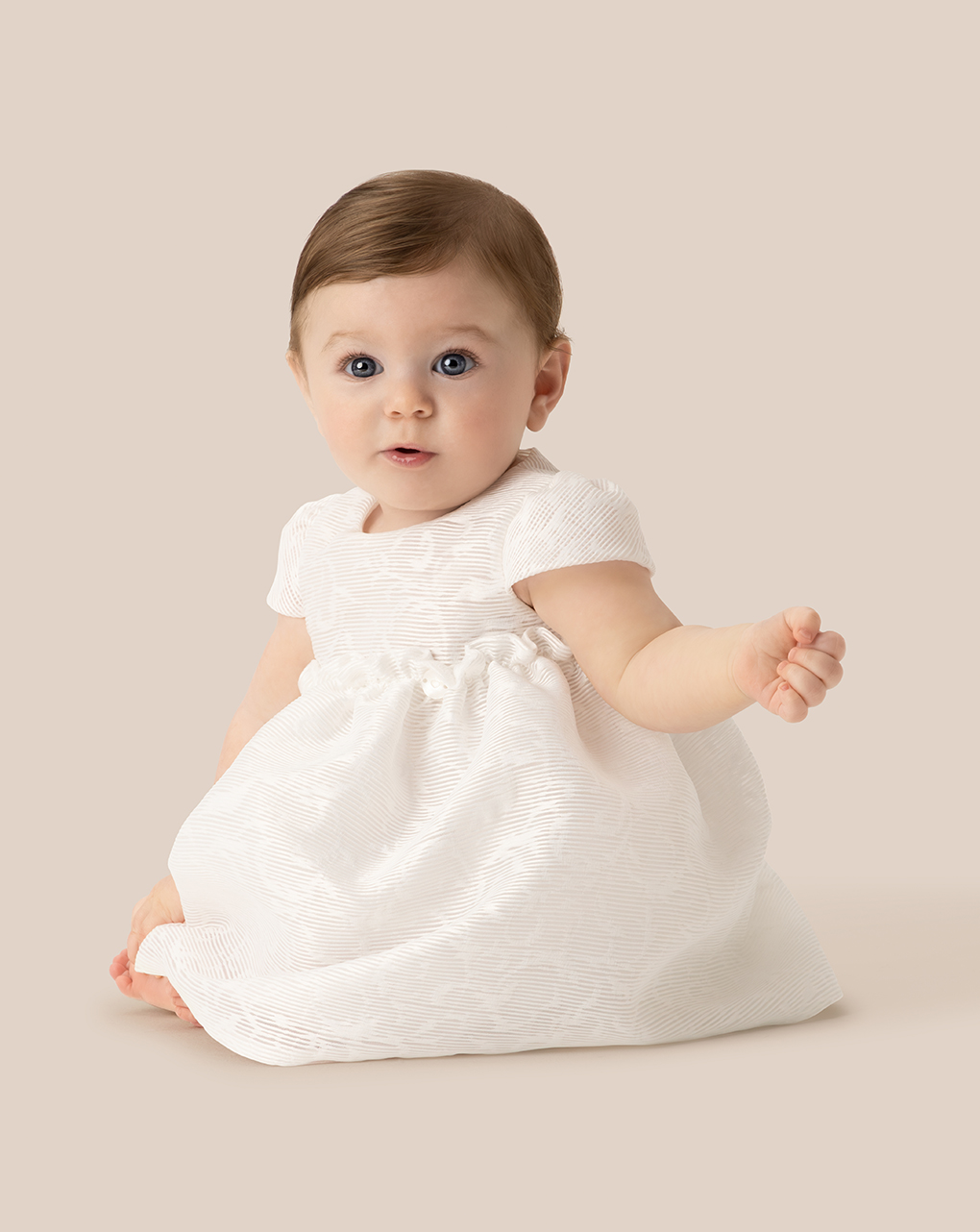 βρεφικό φόρεμα λευκό από οργάντζα για κορίτσι