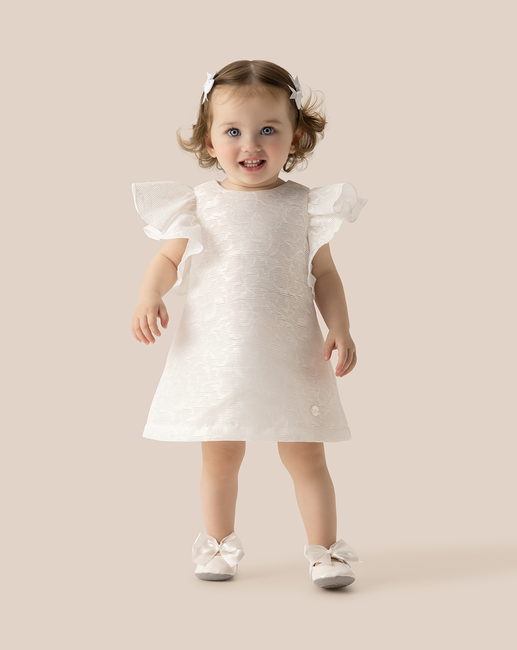 βρεφικό φόρεμα λευκό με βολάν για κορίτσι