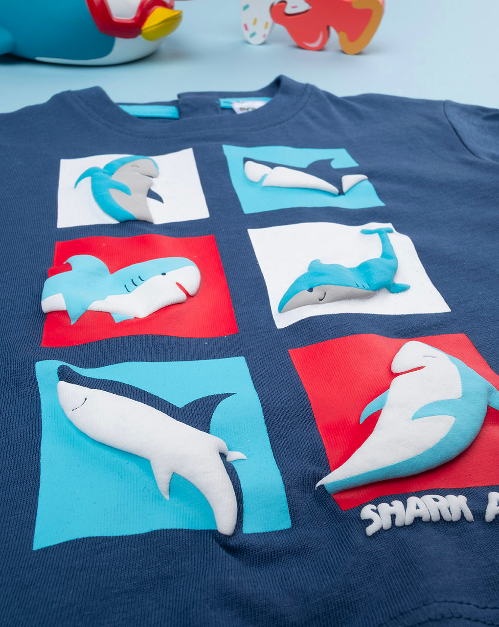 βρεφικό t-shirt μπλε sharks για αγόρι - Prénatal