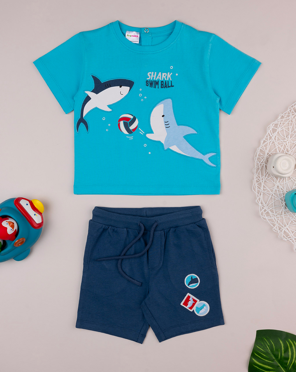 βρεφικό σετ t-shirt και σορτσάκι sharks για αγόρι
