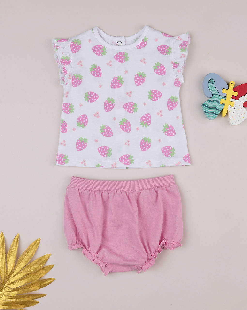 βρεφικό σετ t-shirt και σορτσάκι με φράουλες για κορίτσι
