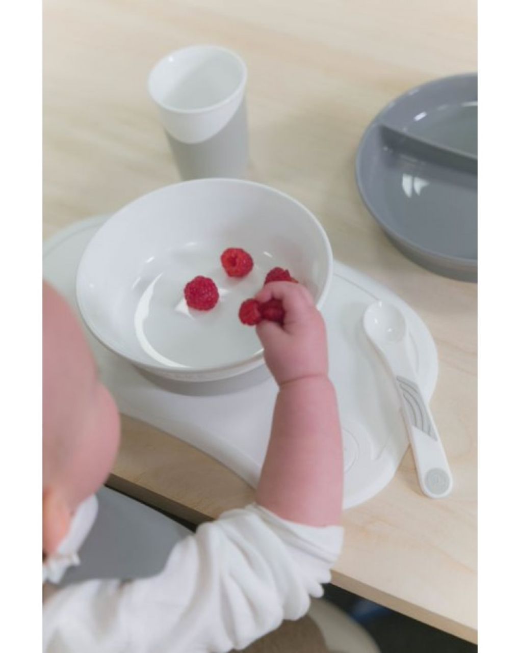 Twistshake σετ 2 κουταλάκια ταΐσματος 4m+ λευκό  32-08-78197 - Twistshake