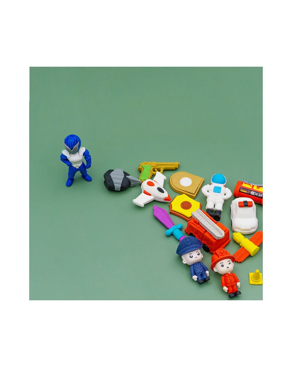 γόμες fancy erasers in lunchbox: superhero σε 4 σχέδια - LITTLE TREE