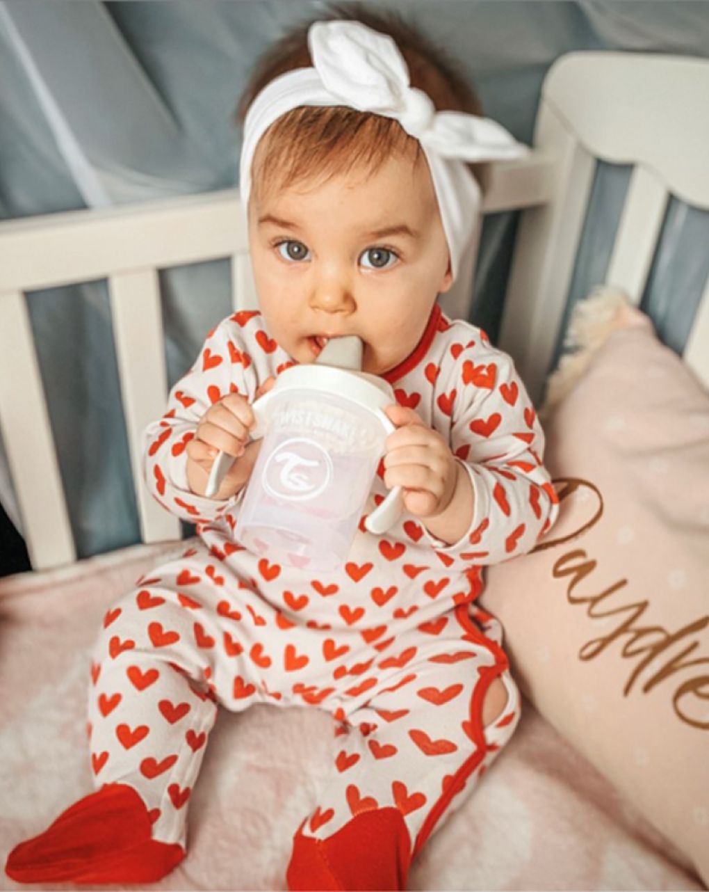 Twistshake κύπελλο mini cup 230ml 4m+ λευκό με μίξερ φρούτων 32-08-78053 - Twistshake