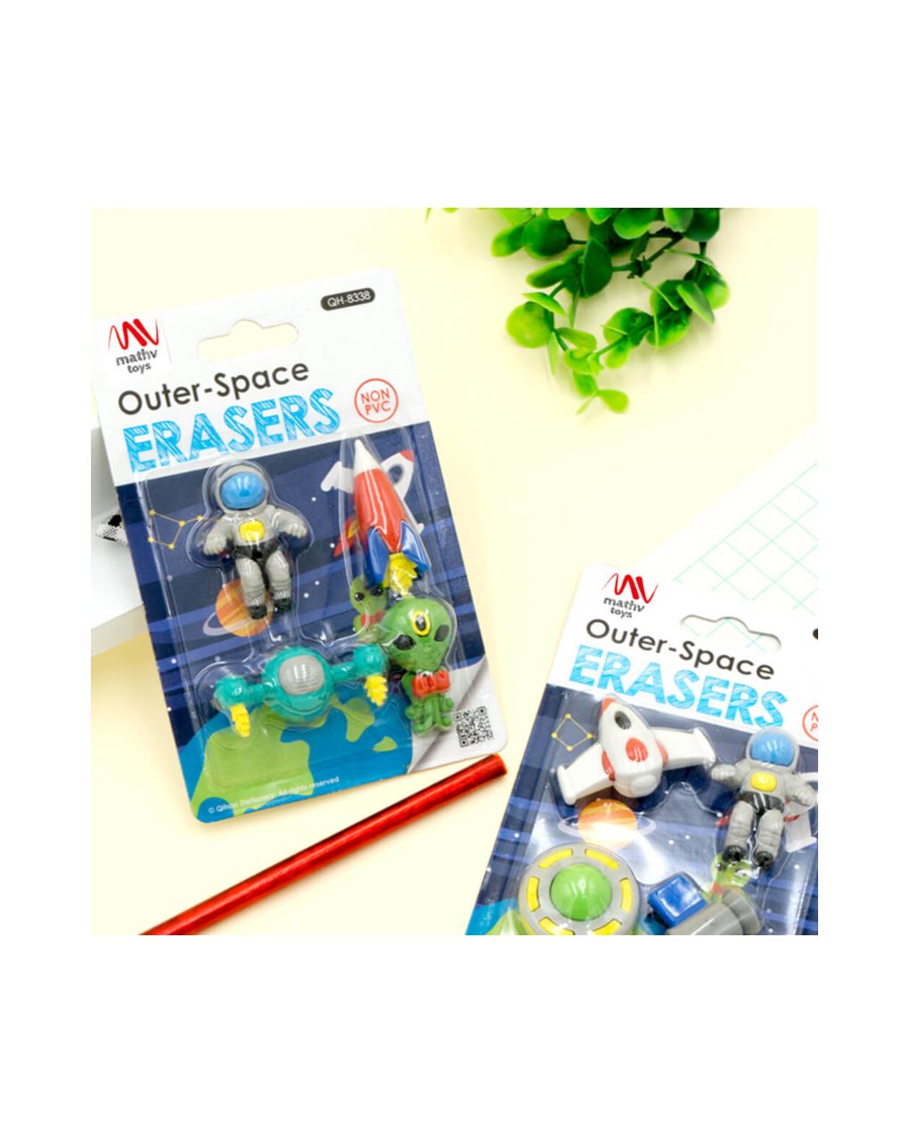 Fancy eraser set: outer space explorer σε 2 σχέδια - LITTLE TREE