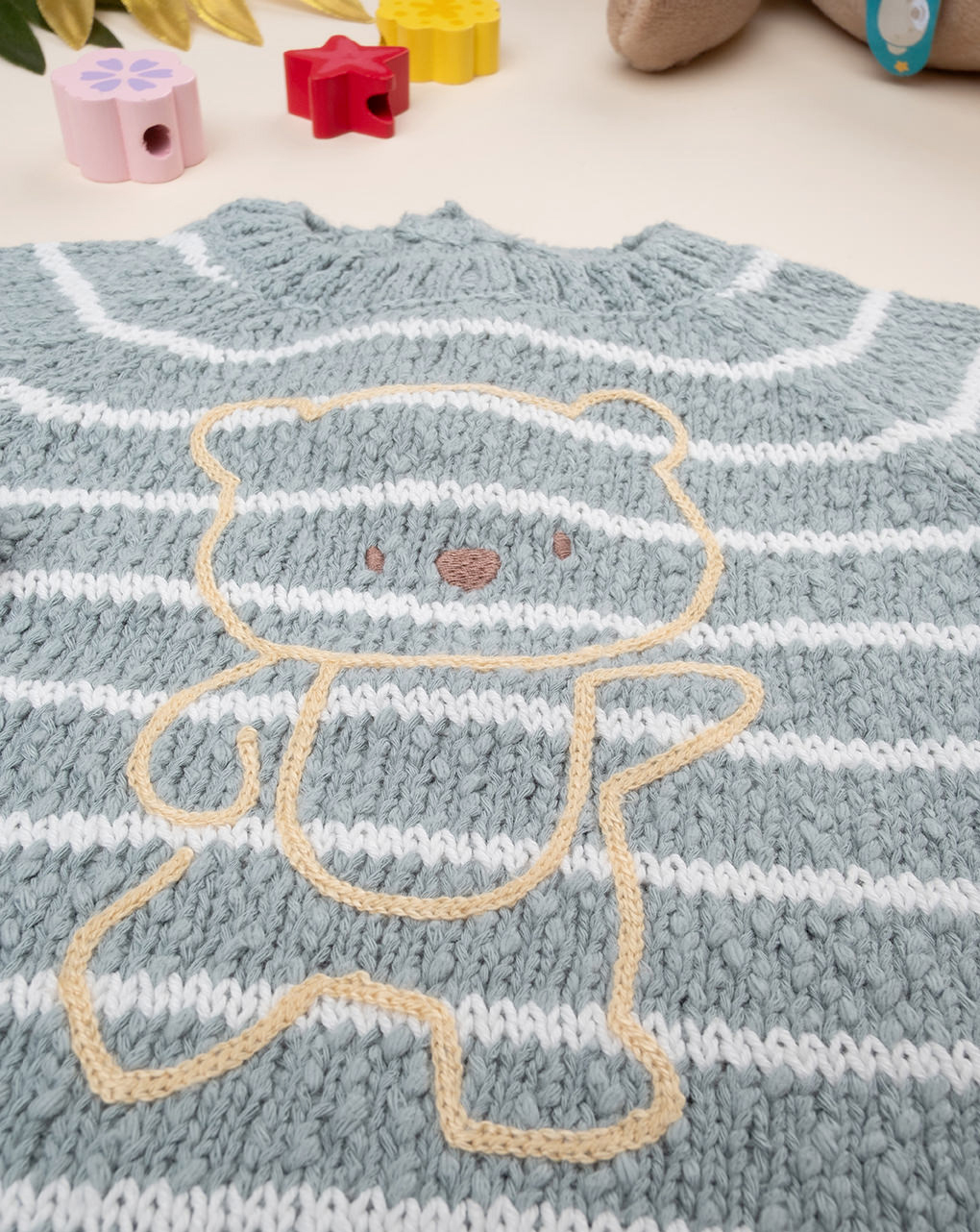 βρεφικό πουλόβερ γκριζοπράσινο ριγέ με αρκουδάκι για αγόρι - Prénatal