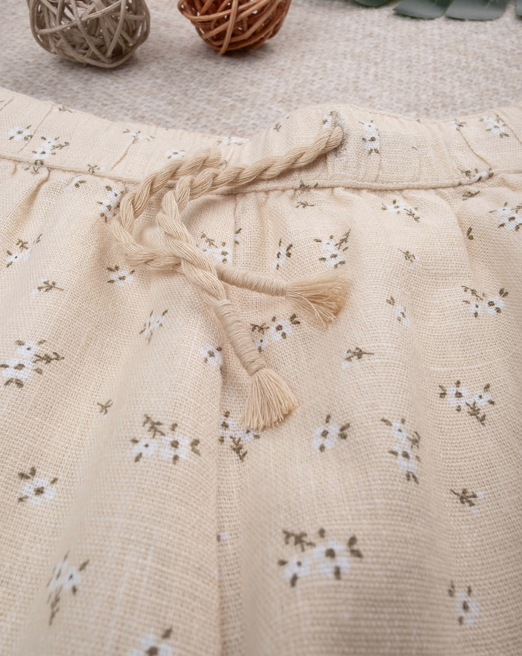 βρεφικό παντελόνι λινό μπεζ φλοράλ για κορίτσι - Prénatal