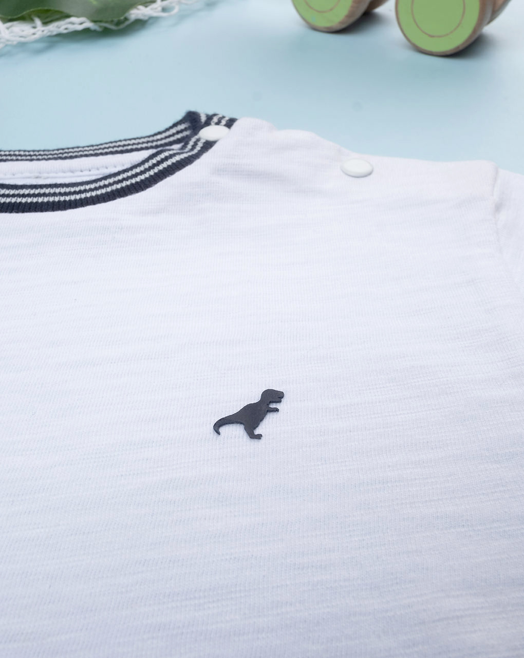 βρεφικό t-shirt λευκό με δεινόσαυρο για αγόρι - Prénatal