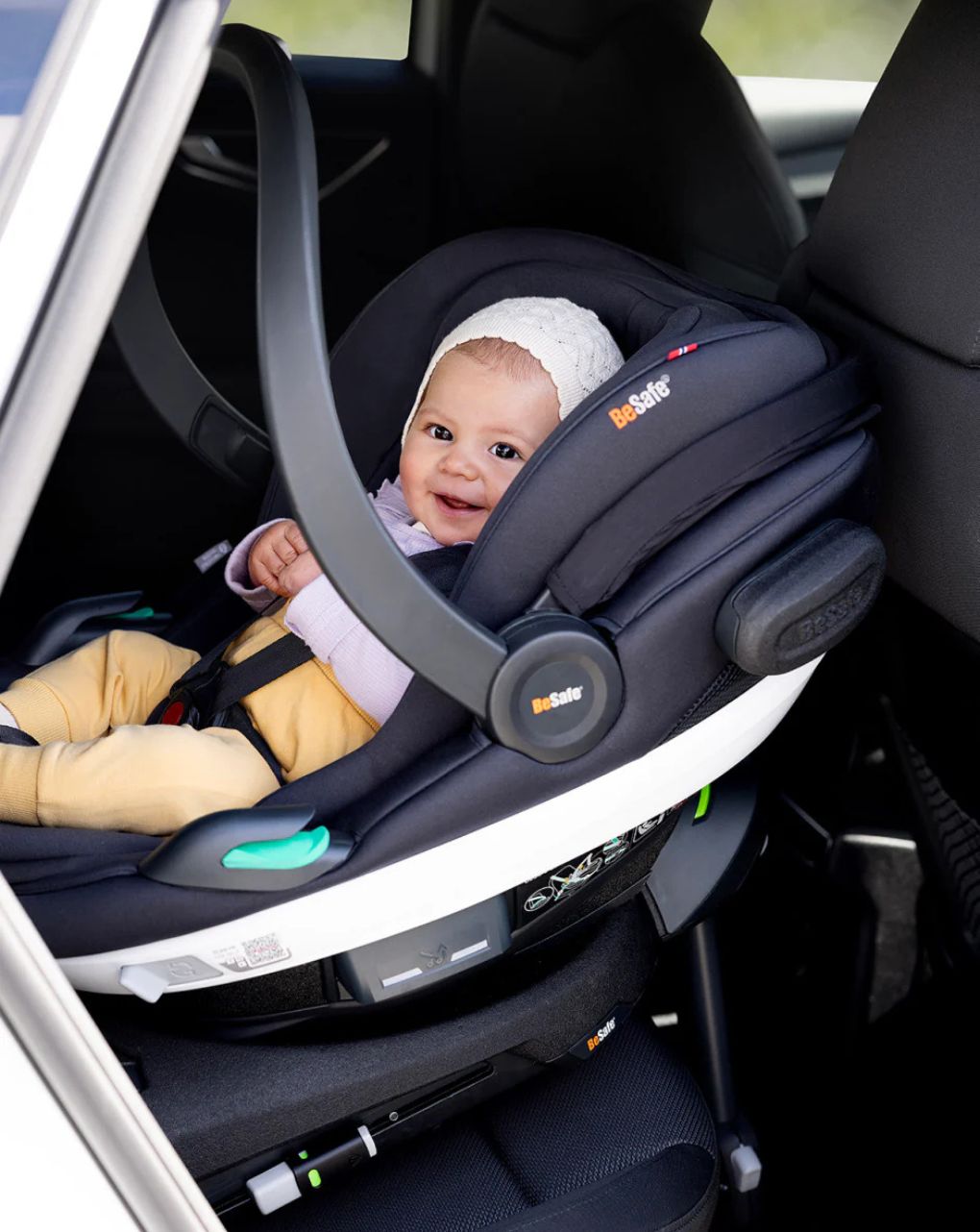 Besafe κάθισμα αυτοκινήτου go beyond i-size (40-87cm) black soft breeze 11036236.bsb - Be Safe