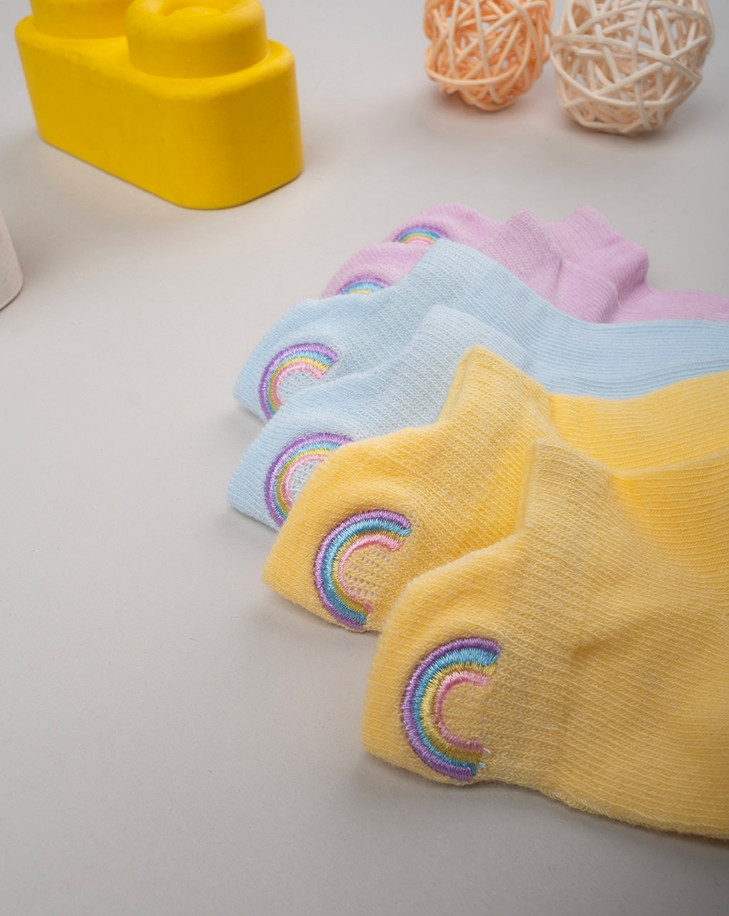 παιδικά καλτσάκια πολύχρωμα με ουράνια τόξα πακέτο x5 για κορίτσι - Prénatal