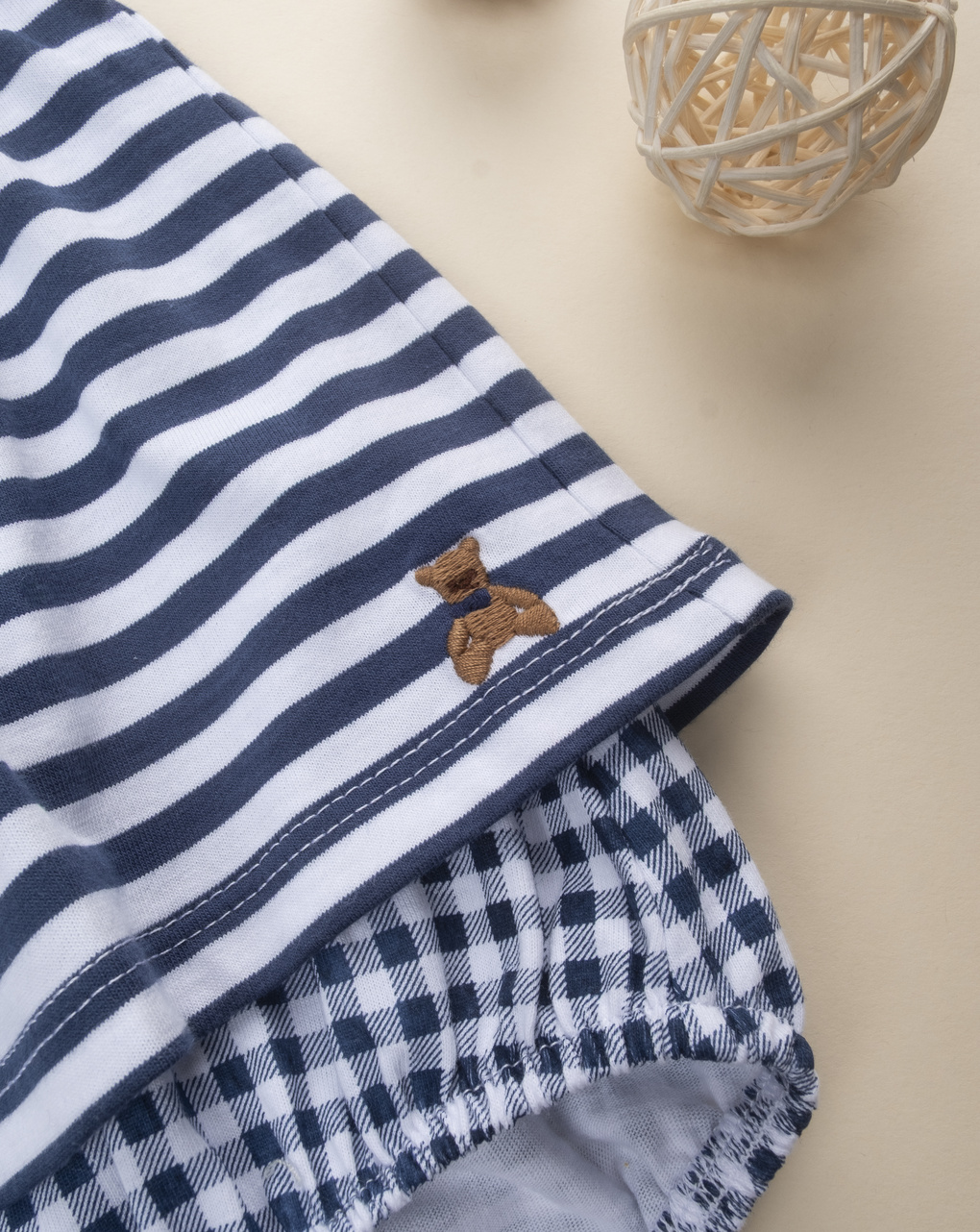 βρεφικό φορμάκι ριγέ μπλε/λευκό με αρκουδάκι για κορίτσι - Prénatal