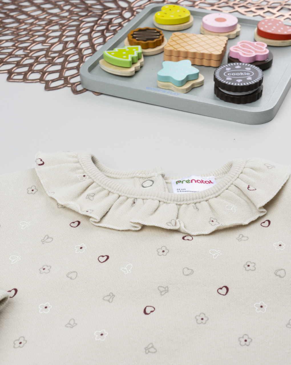 βρεφική μπλούζα φούτερ μπεζ με καρδούλες για κορίτσι - Prénatal
