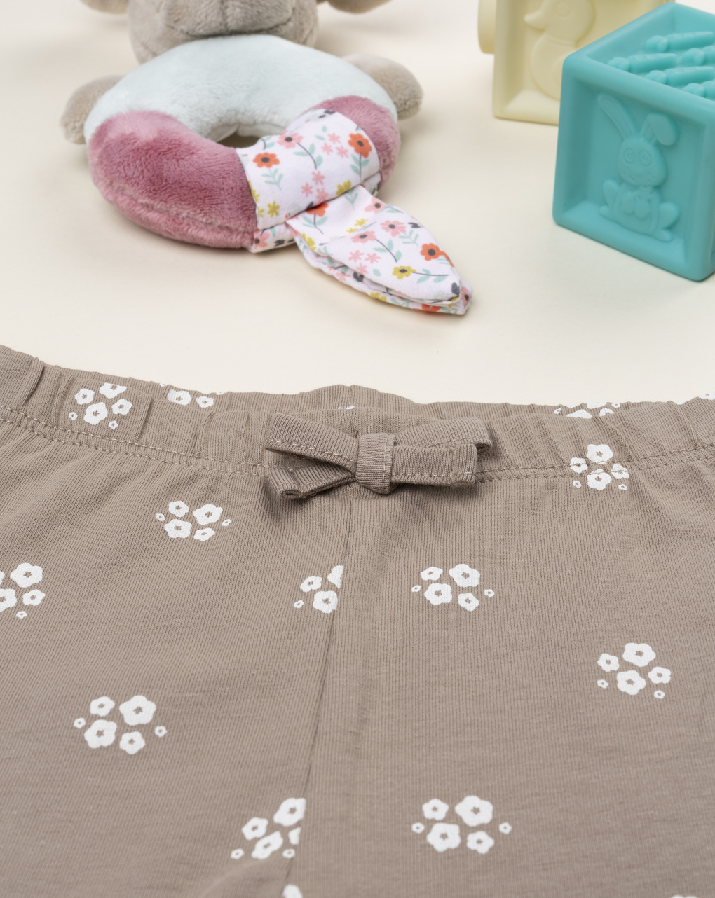 βρεφικό κολάν καφέ με λουλούδια για κορίτσι - Prénatal