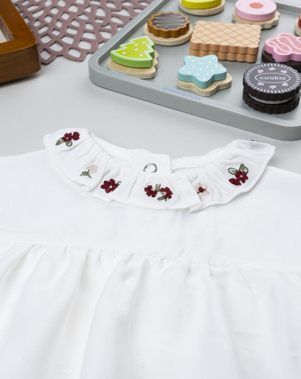 βρεφικό κορμάκι λευκό με βολάν wood girl για κορίτσι - Prénatal