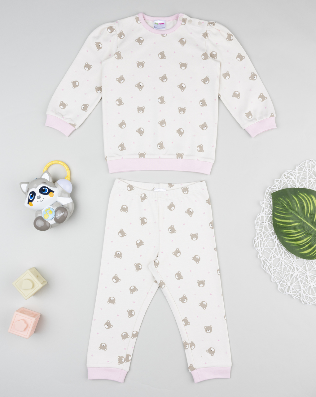 βρεφική πιτζάμα κρεμ με αρκουδάκια για κορίτσι