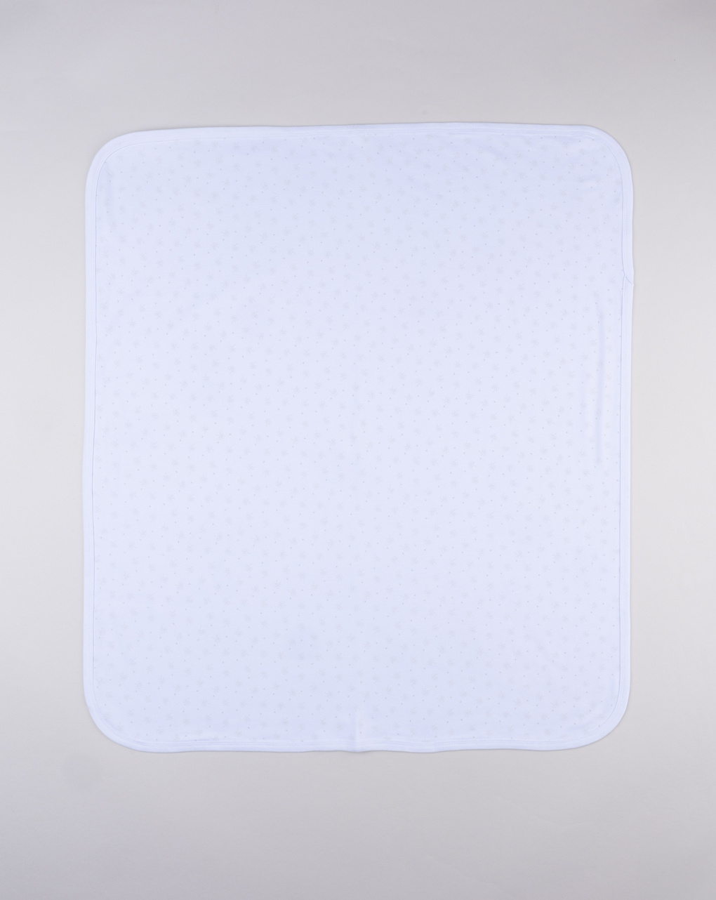 βρεφική κουβέρτα λευκή με λουλούδια για κορίτσι