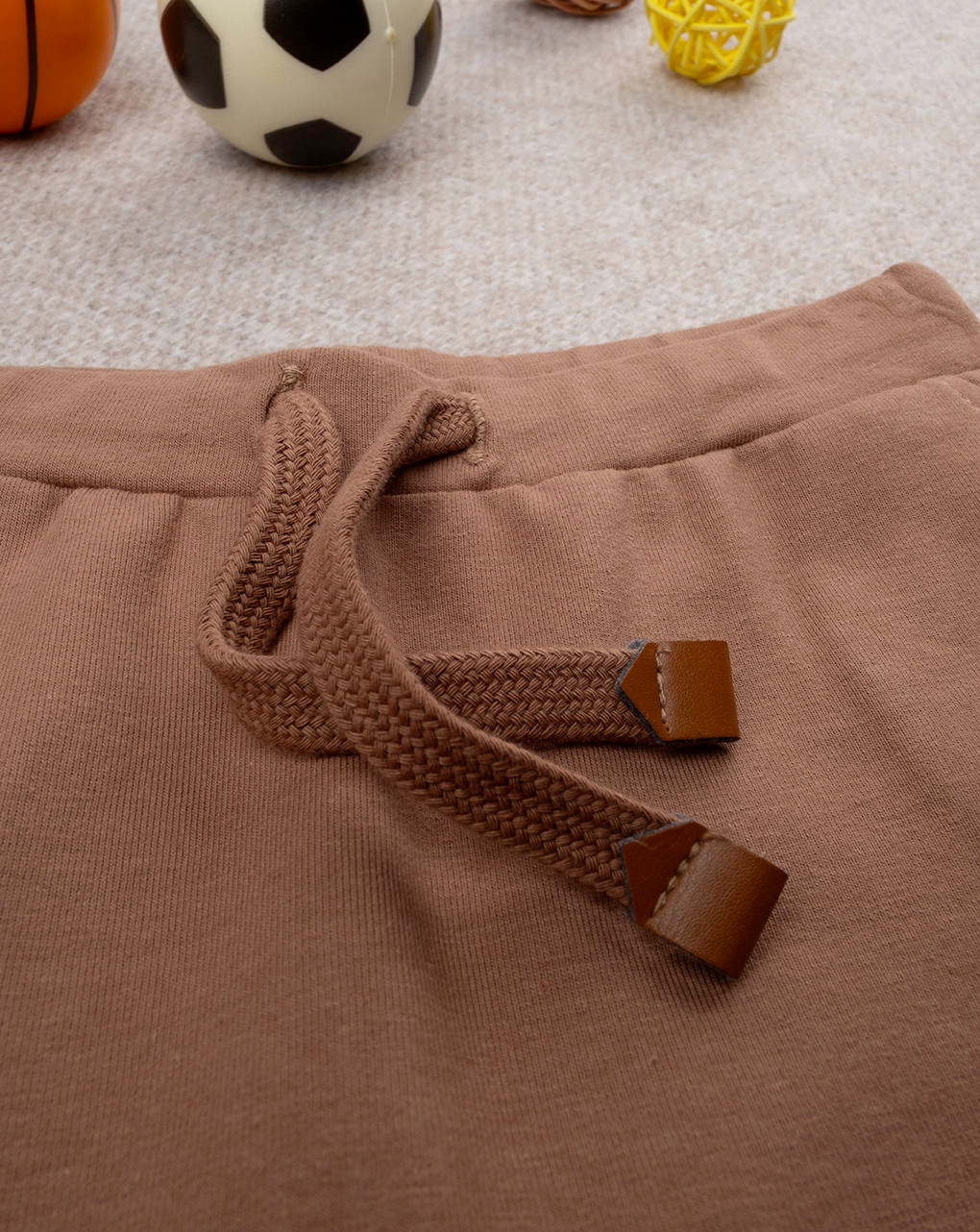 βρεφικό παντελόνι φόρμας καφέ με αρκουδάκι για αγόρι - Prénatal