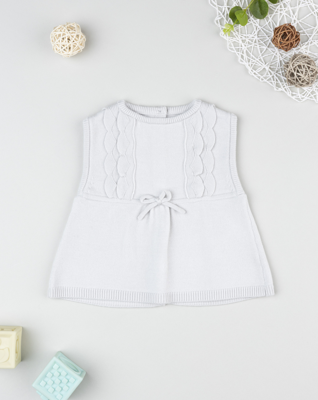 βρεφικό γιλέκο πλεκτό μπεζ για κορίτσι