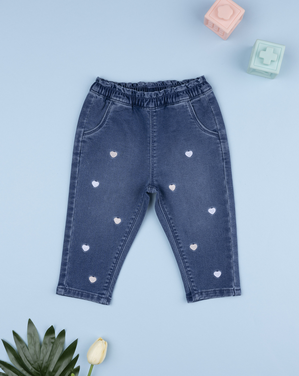 βρεφικό τζιν παντελόνι μπλε με καρδούλες για κορίτσι