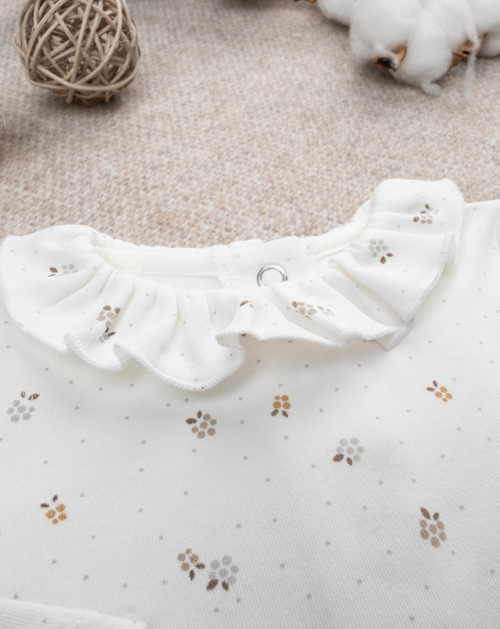 βρεφικό κορμάκι λευκό με λουλούδια για κορίτσι - Prénatal