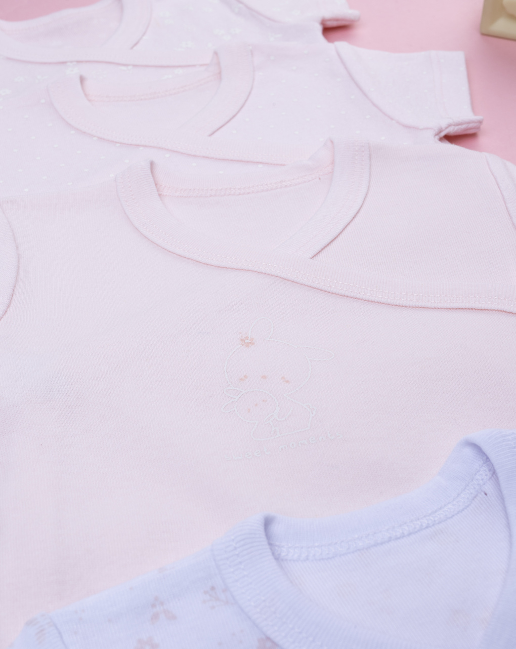 βρεφικά κορμάκια ροζ/λευκά με λαγουδάκια πακέτο x5 για κορίτσι - Prénatal