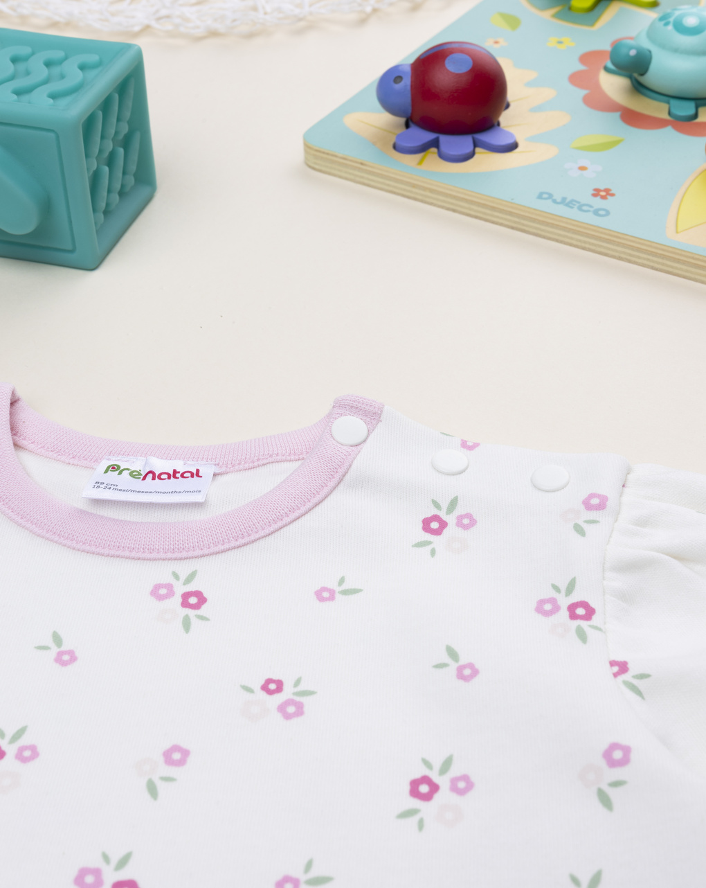 βρεφική πιτζάμα λευκή φλοράλ για κορίτσι - Prénatal