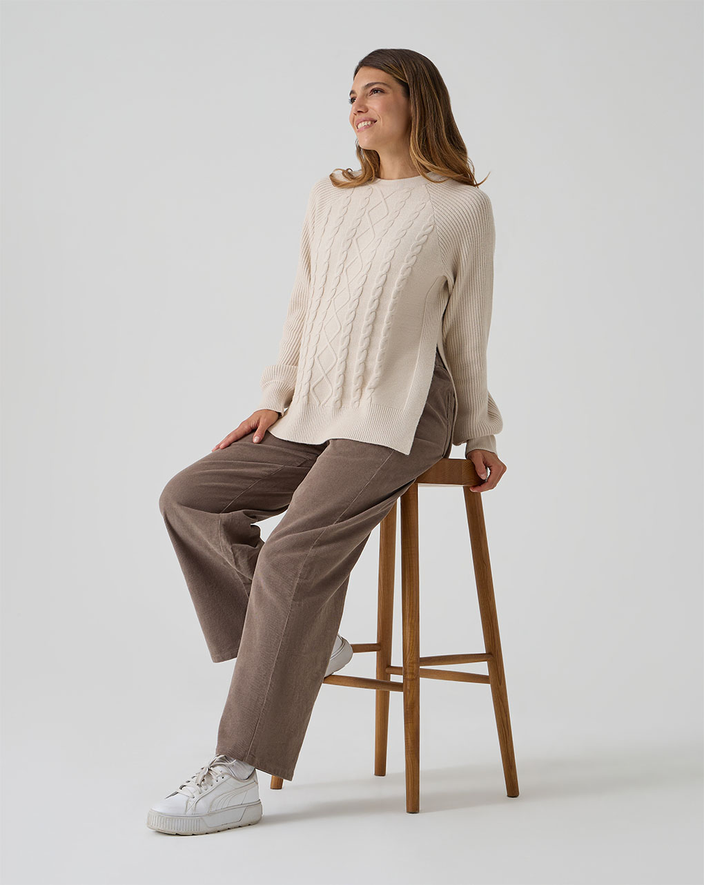 γυναικείο πουλόβερ εγκυμοσύνης μπεζ με πλεξούδες - Prénatal
