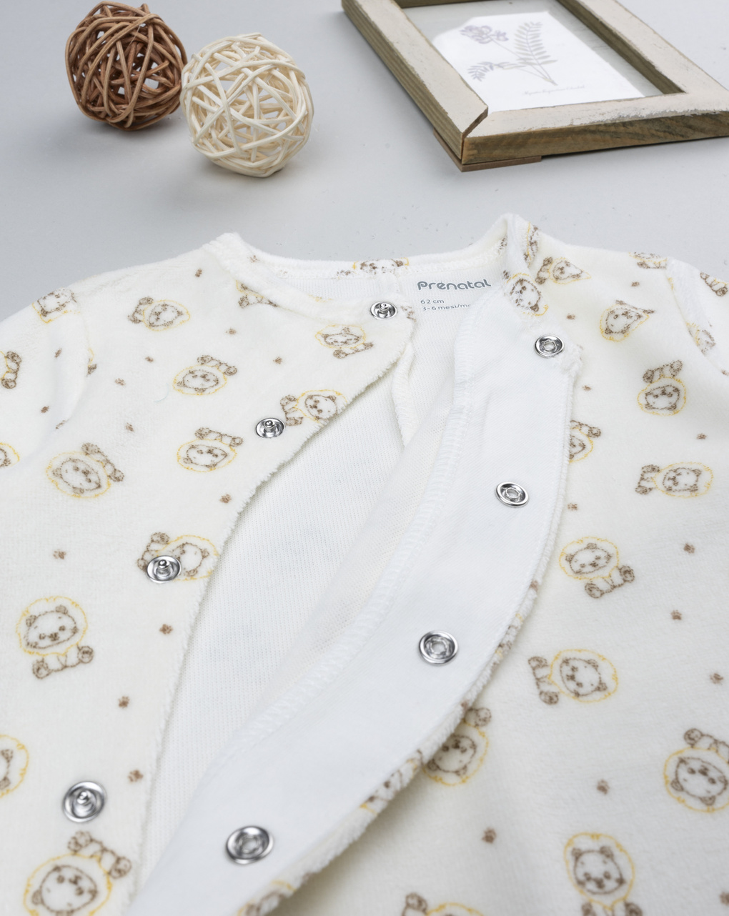 βρεφικό φορμάκι σενίλ λευκό με τιγράκια για αγόρι - Prénatal
