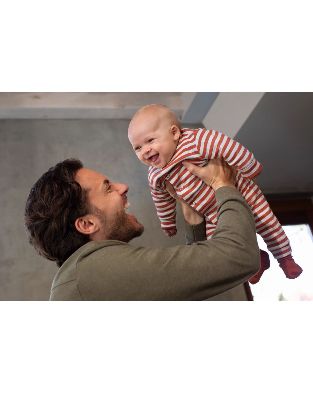 Philips avent πλαστικό μπιμπερό natural response με airfree valve 260ml 1m+ αστέρια και αρκουδάκι scy673/82 - Philips Avent