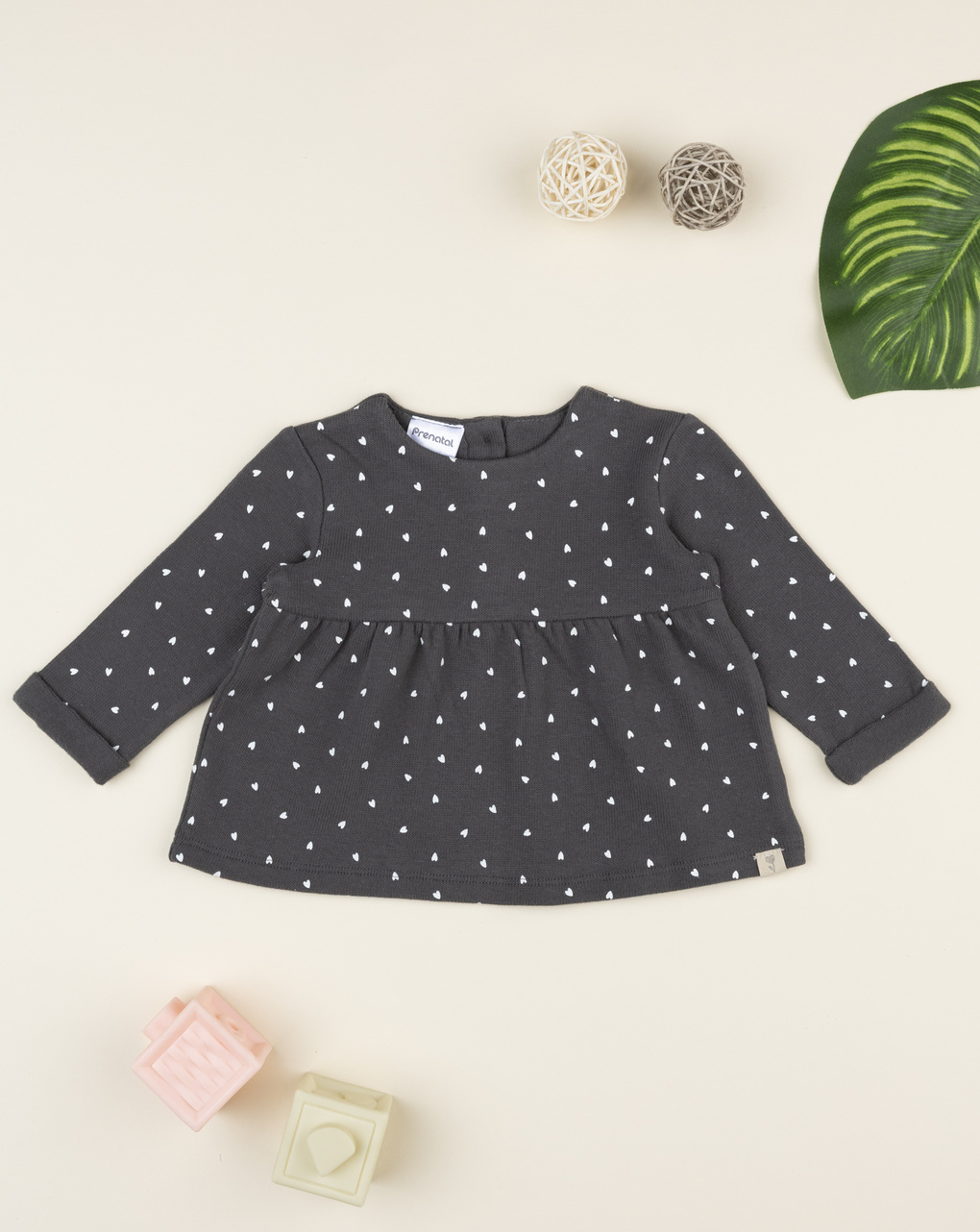 βρεφική μπλούζα πλεκτή γκρι με καρδούλες για κορίτσι