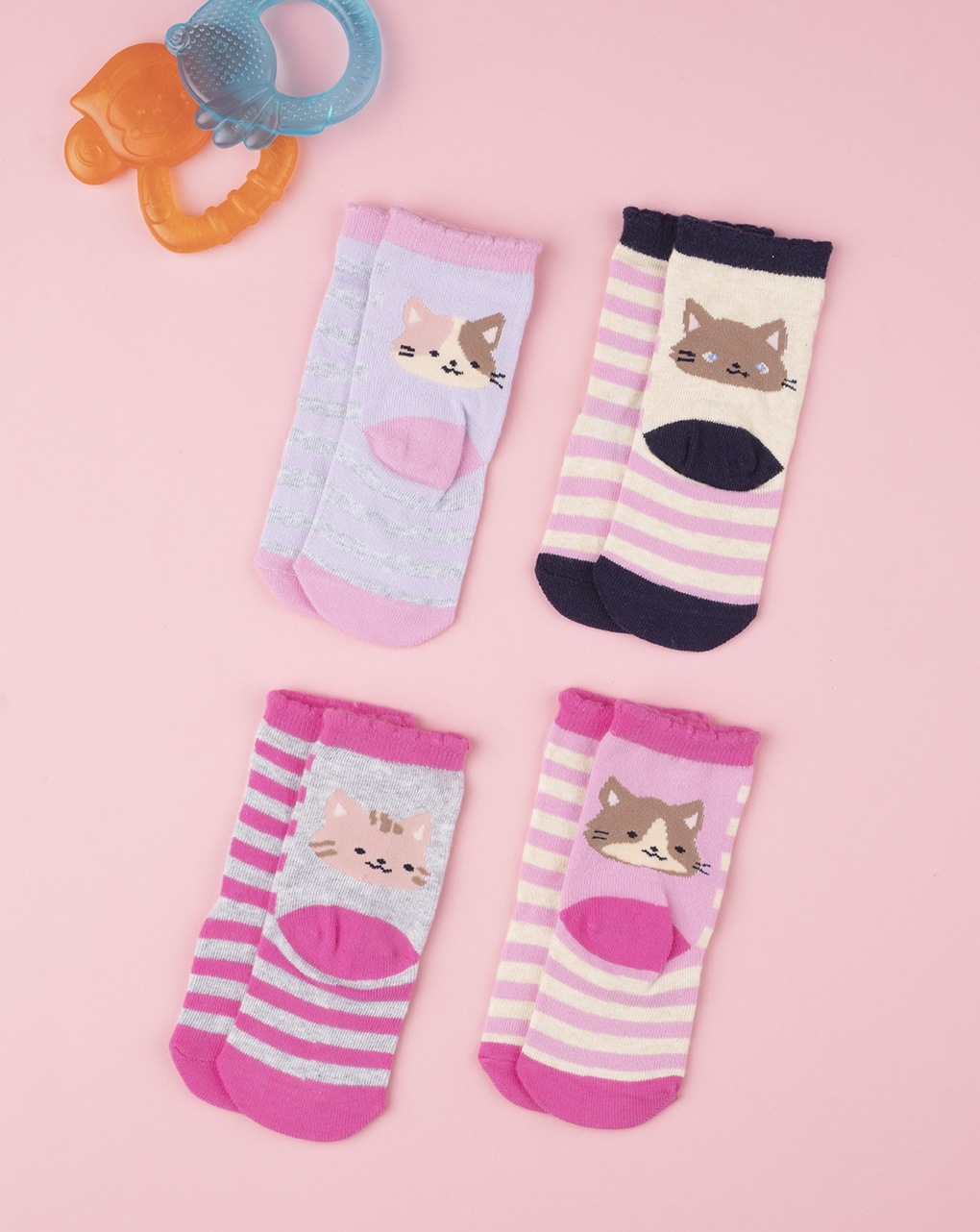 βρεφικές κάλτσες με γατάκια πακέτο x4 για κορίτσι