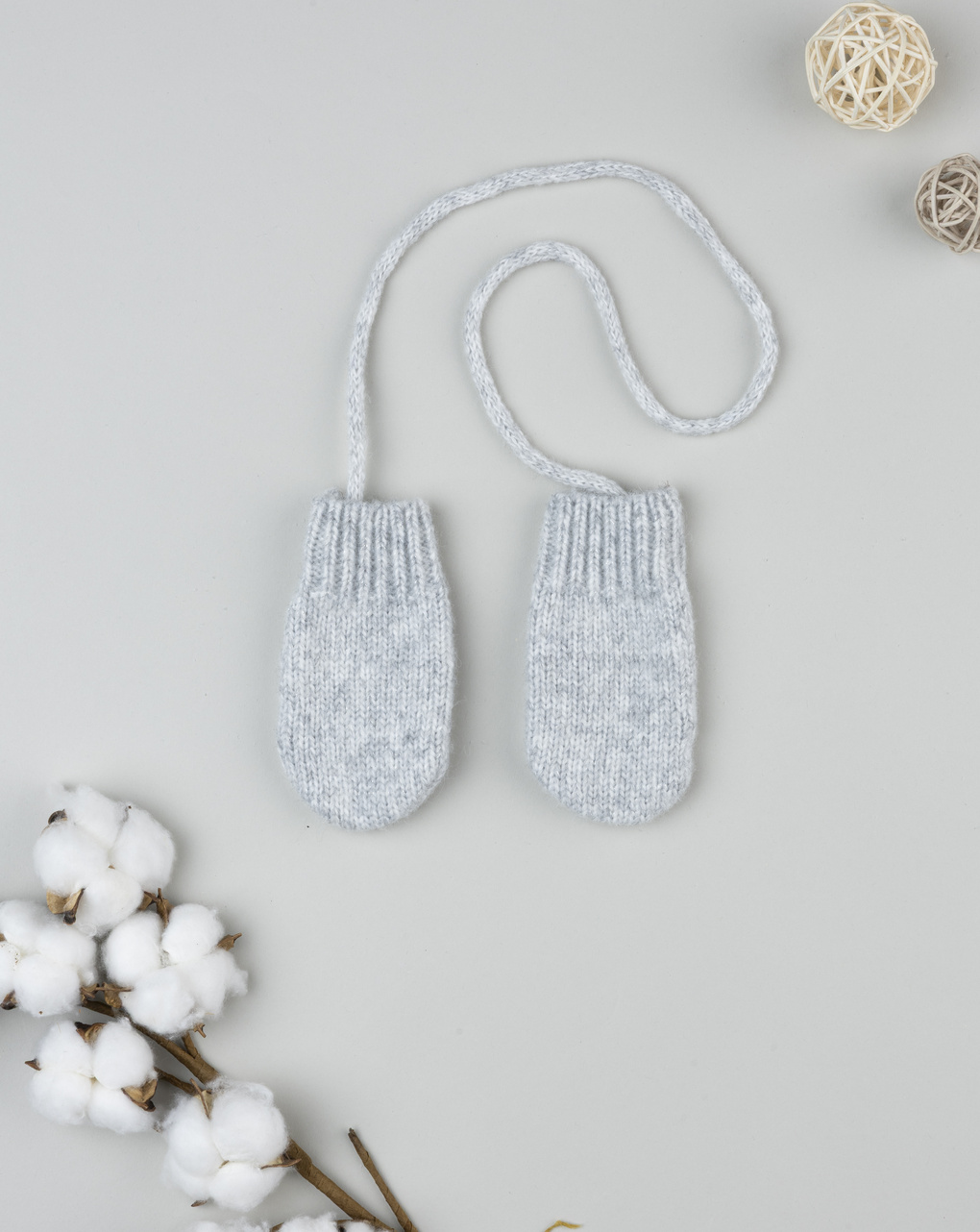 βρεφικά γαντάκια χουφτίτσες γκρι για κορίτσι