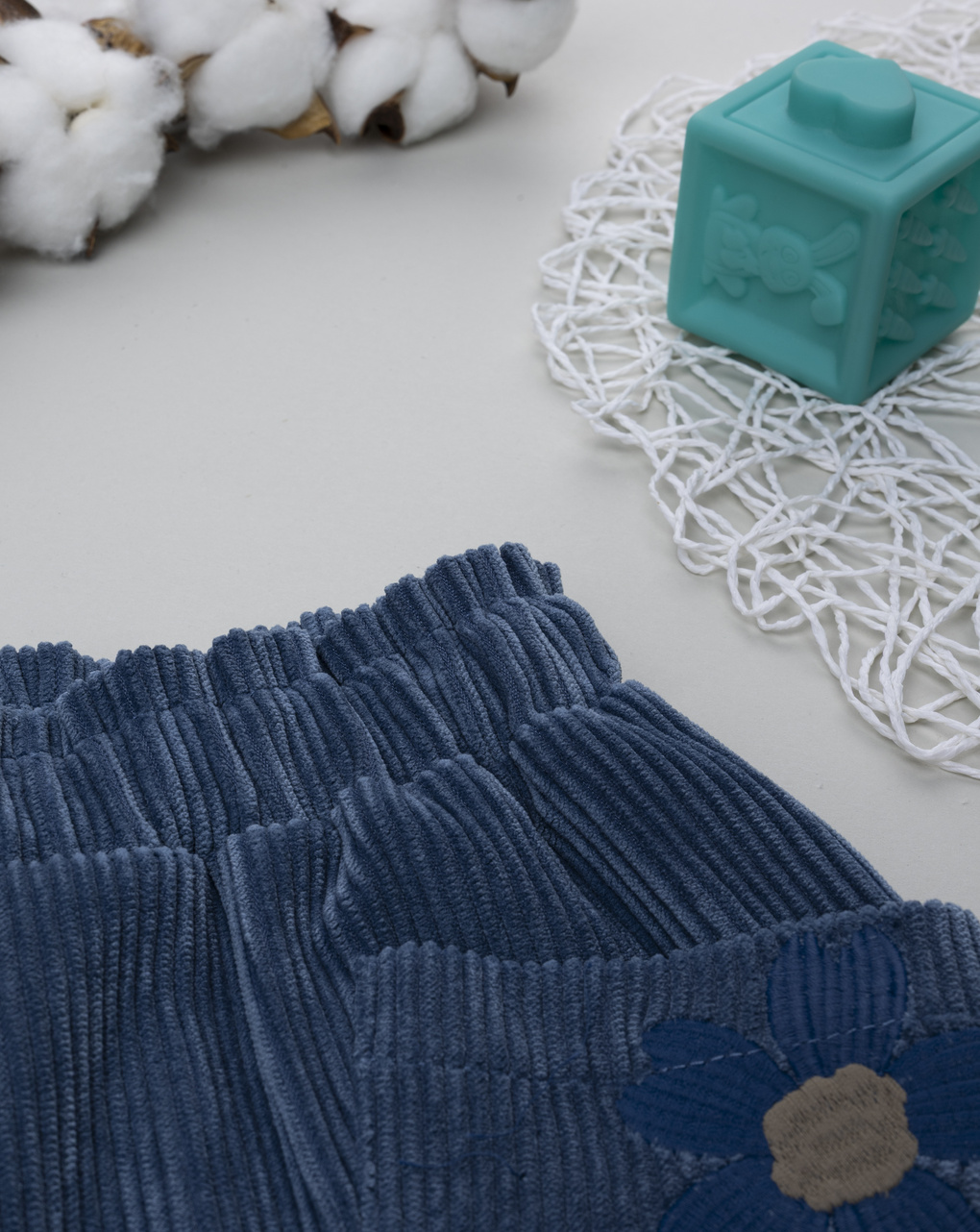 παιδικό σορτσάκι βελουτέ μπλε με λουλούδια για κορίτσι - Prénatal