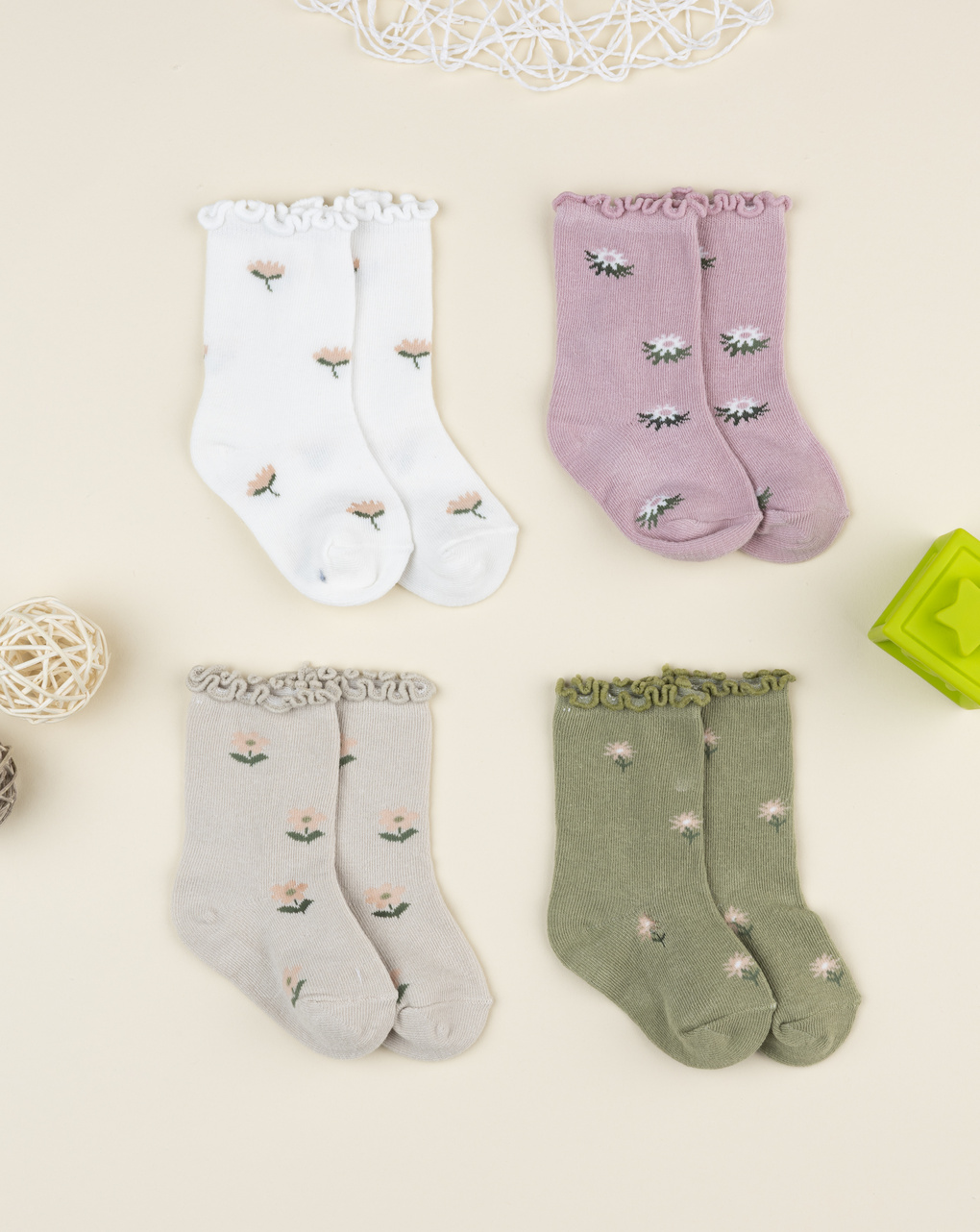 βρεφικά καλτσάκια πακέτο x4 με λουλούδια για κορίτσι - Prénatal