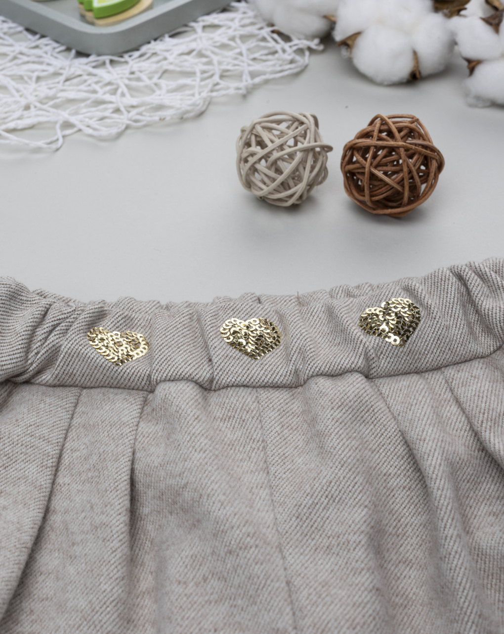 βρεφικό σορτσάκι μπεζ με καρδούλες για κορίτσι - Prénatal