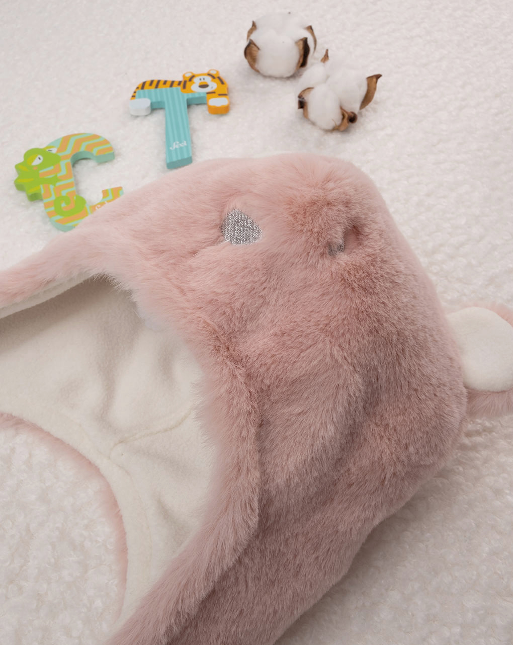 βρεφικό σκουφάκι περουβιανού τύπου ροζ με αρκουδάκι για κορίτσι - Prénatal