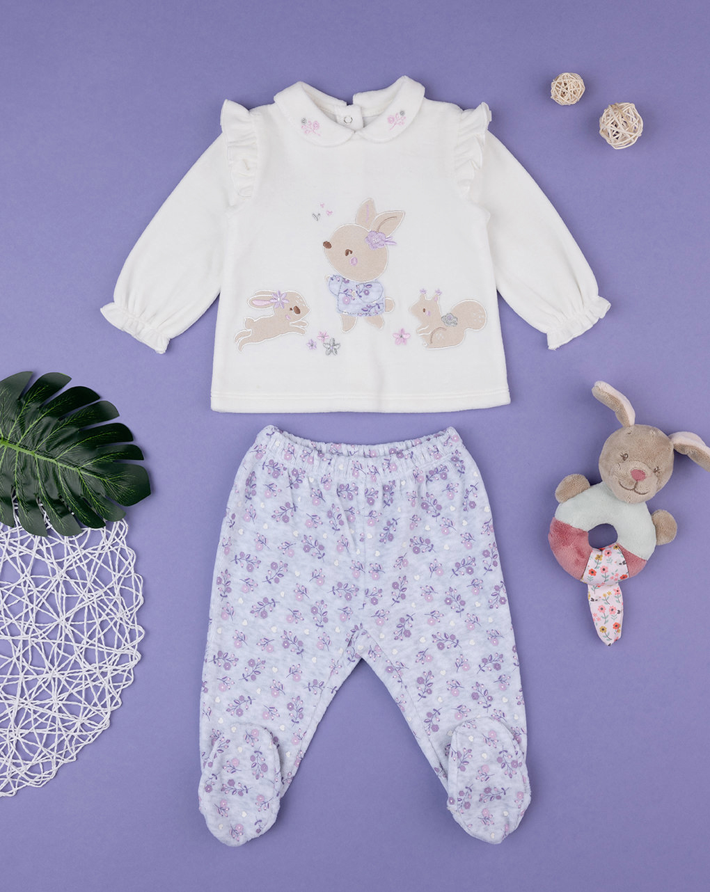 βρεφικό σετ μπλούζα και παντελόνι με λαγουδάκια για κορίτσι