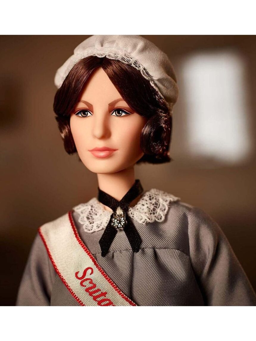 Barbie συλλεκτική κούκλα γυναίκες πρωτοπόροι florence nightingale ght87 - BARBIE