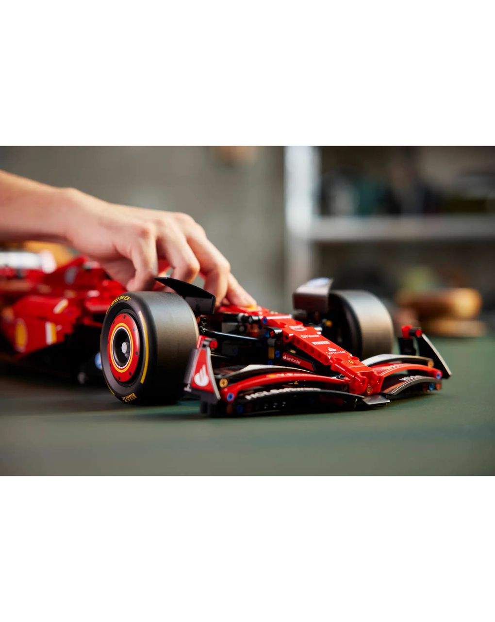 Lego technic ferrari sf-24 f1 car 42207 - Lego