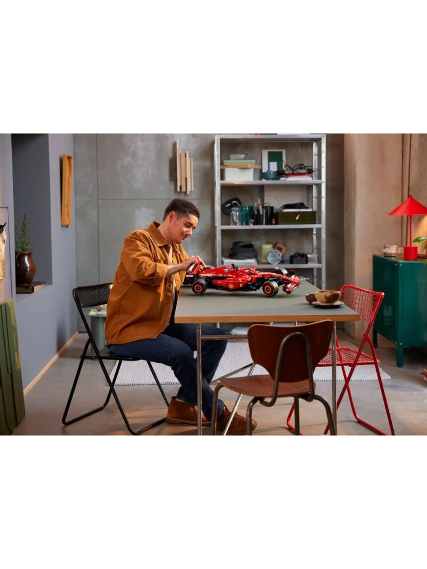 Lego technic ferrari sf-24 f1 car 42207 - Lego