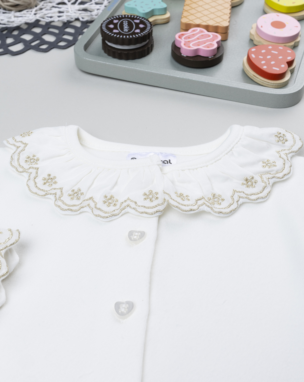 βρεφικό κορμάκι λευκό με κεντήματα για κορίτσι - Prénatal